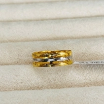 Nhẫn band Vàng Ý 750 hai màu khắc vân máy