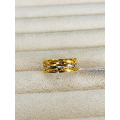 Nhẫn band Vàng Ý 750 hai màu khắc vân máy