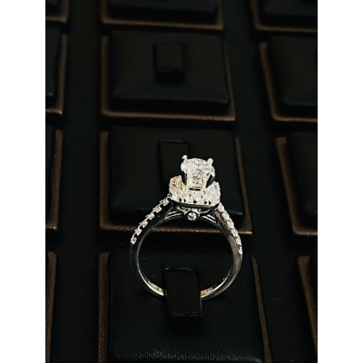 Nhẫn nữ bạc Ý 925 ổ Halo vuông đính đá chủ
